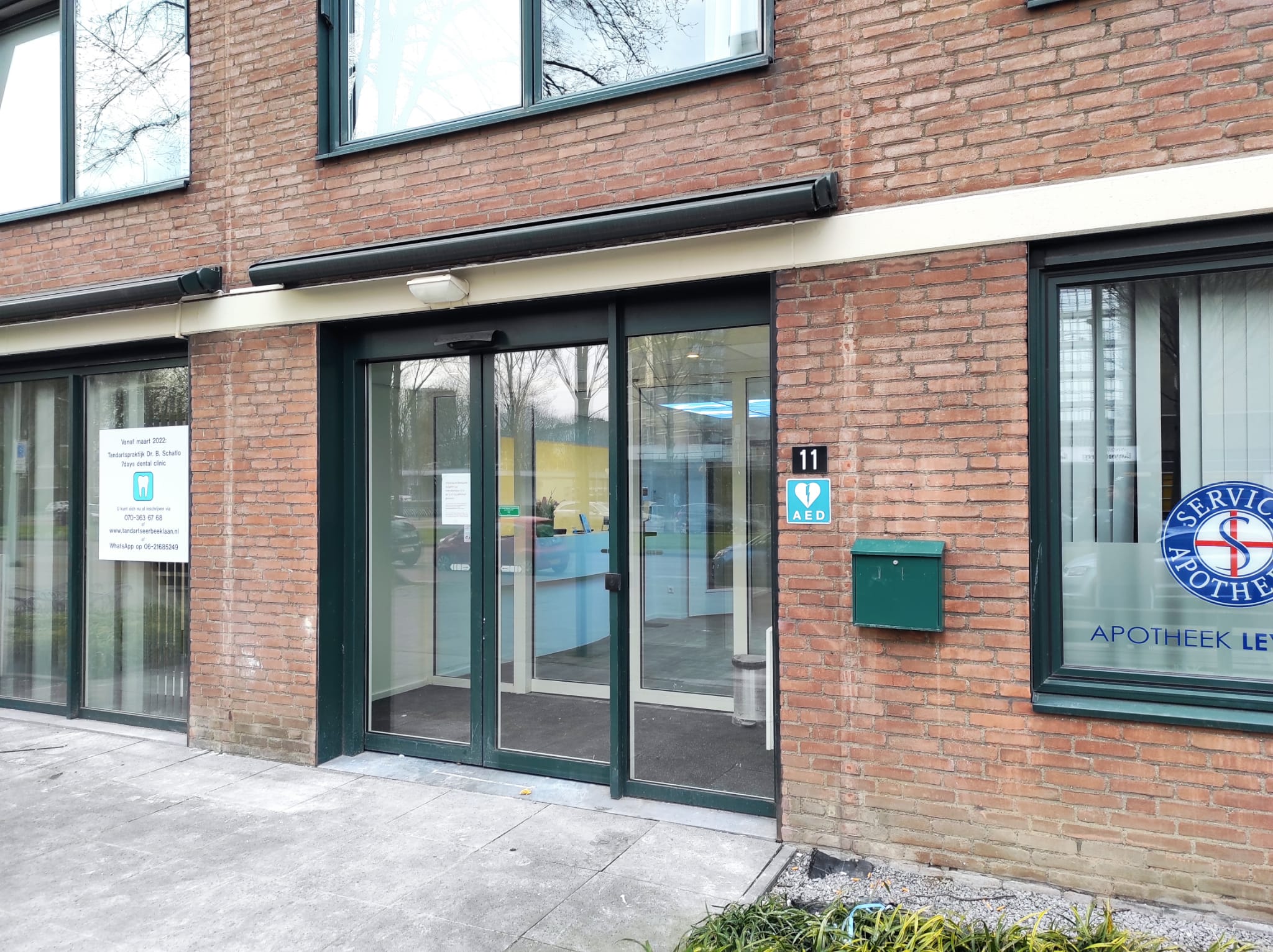 Tandartsen Leyenburg aan de Volendamlaan in Den Haag